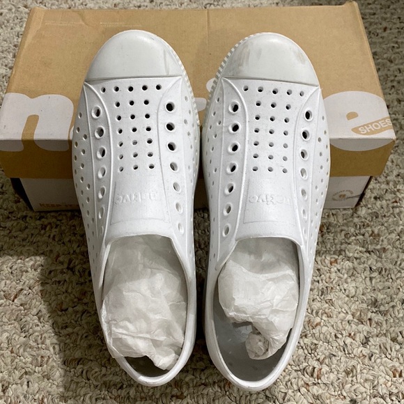 Native Jefferson Shell White M 5 W 7